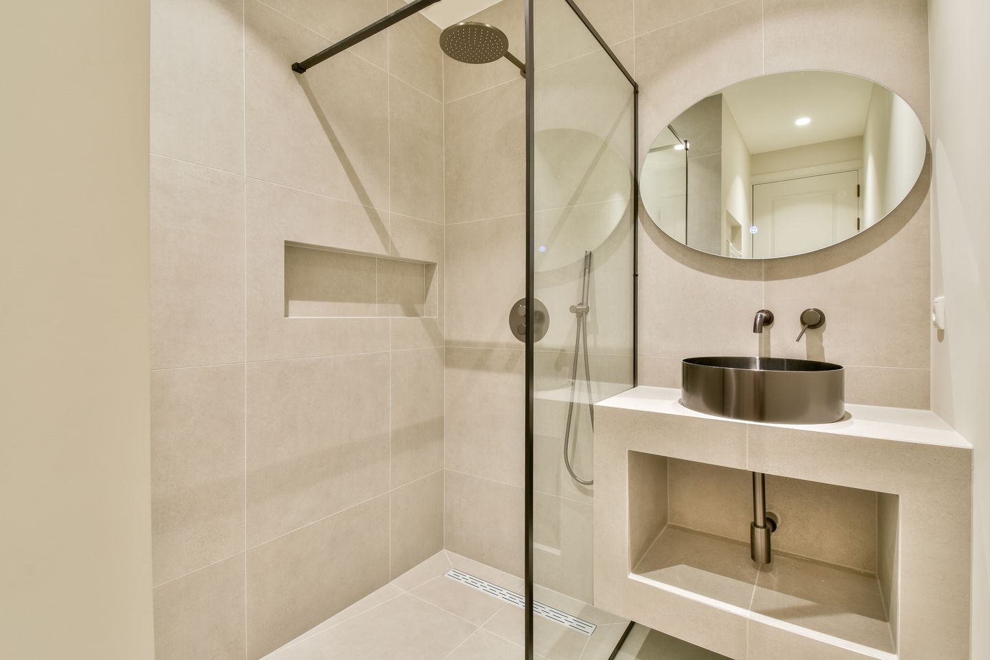 Foto 14 van Van Hilligaertstraat 11-C