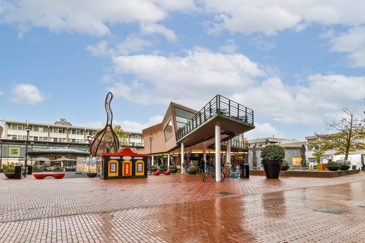 Photo 18 of Meander 355