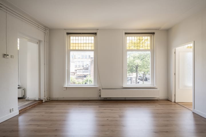 Foto 8 van Esschilderstraat 2-A