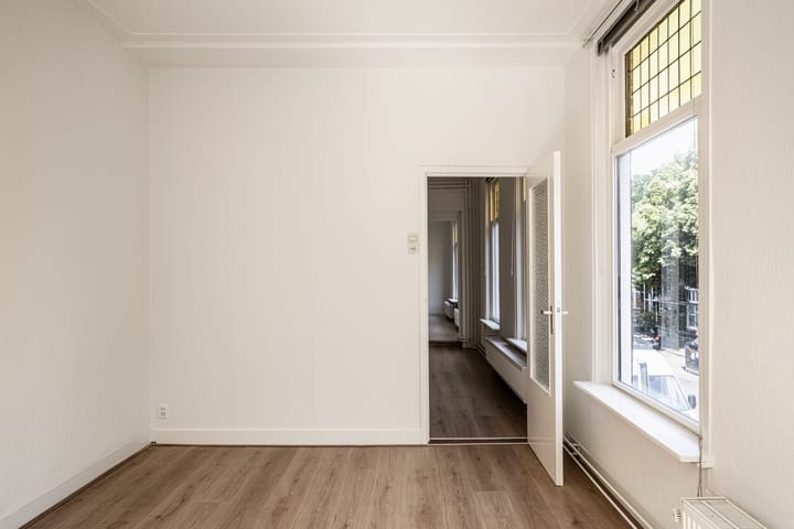 Foto 11 van Esschilderstraat 2-A