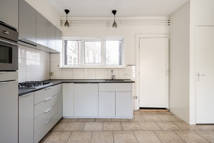 Foto 14 van Esschilderstraat 2-A