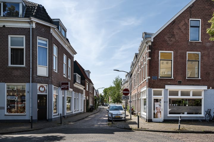 Foto 35 van Esschilderstraat 2-A