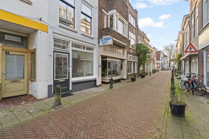 Bekijk foto 2 van Doelenstraat 16