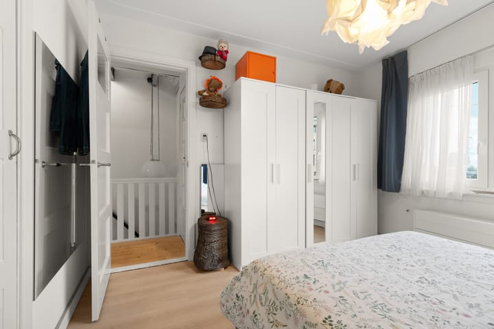 Foto 40 van Weurtseweg 93