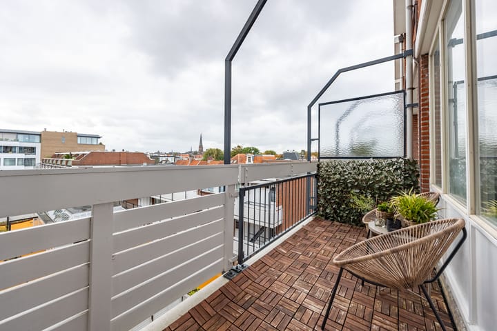 Foto 11 van Frederikstraat 667