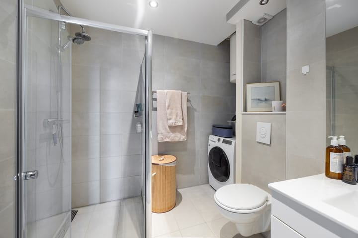 Foto 21 van Frederikstraat 667