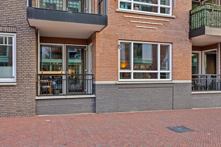 View photo 6 of Willem Dreesstraat 86