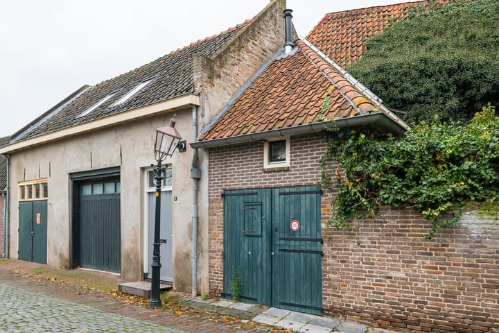 Bekijk foto 38 van Meipoortstraat 32