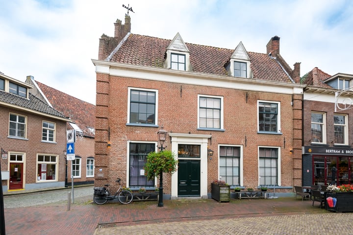 Bekijk foto 44 van Meipoortstraat 32