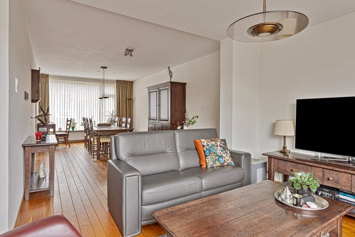 Foto 2 van Spuistraat 9