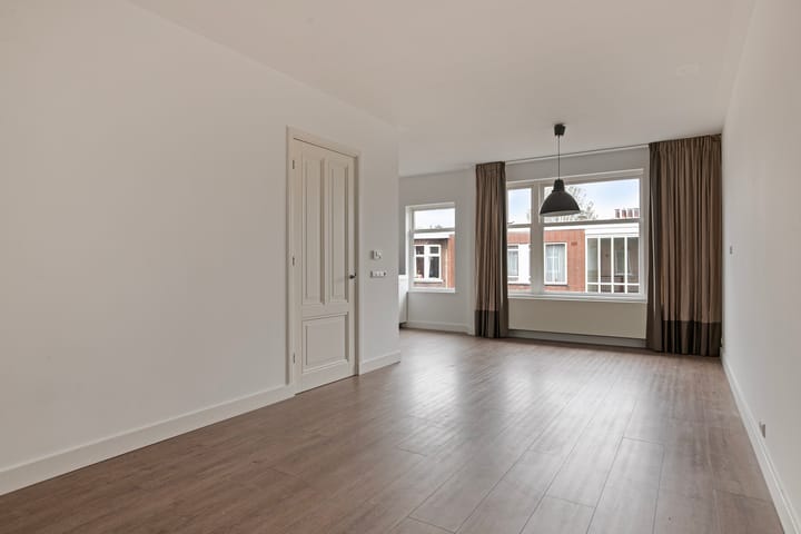 Foto 9 van Merkusstraat 11