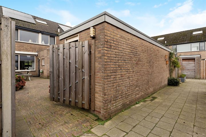 View photo 38 of Engelandstraat 19