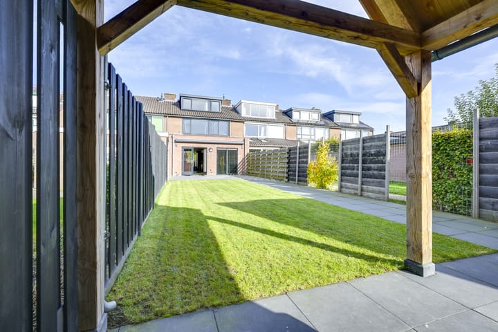 Foto 38 van Beatrixstraat 7