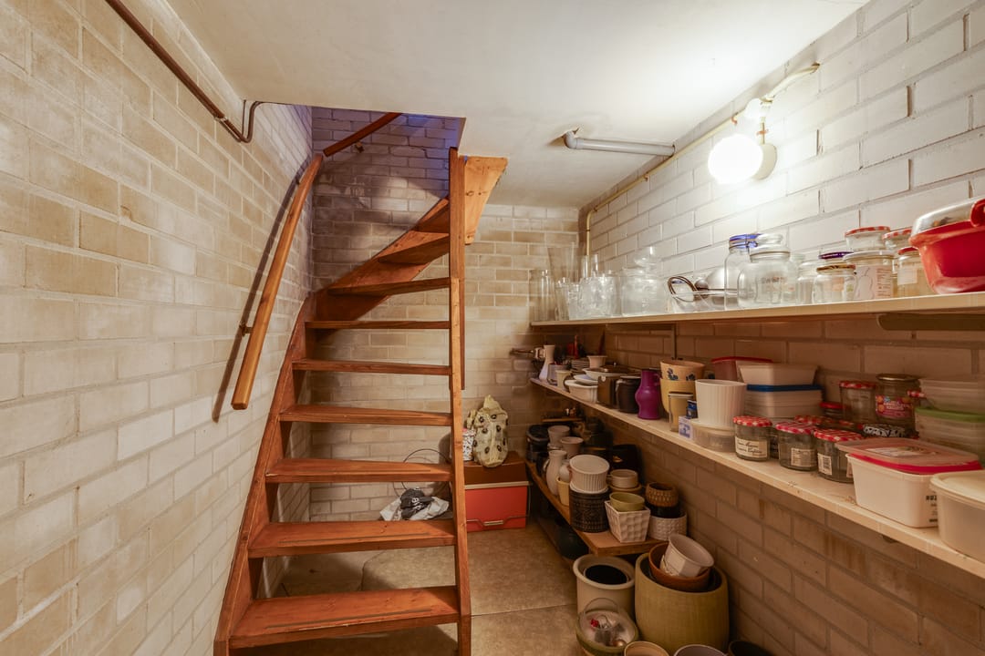 Photo 22 of De Hare 7