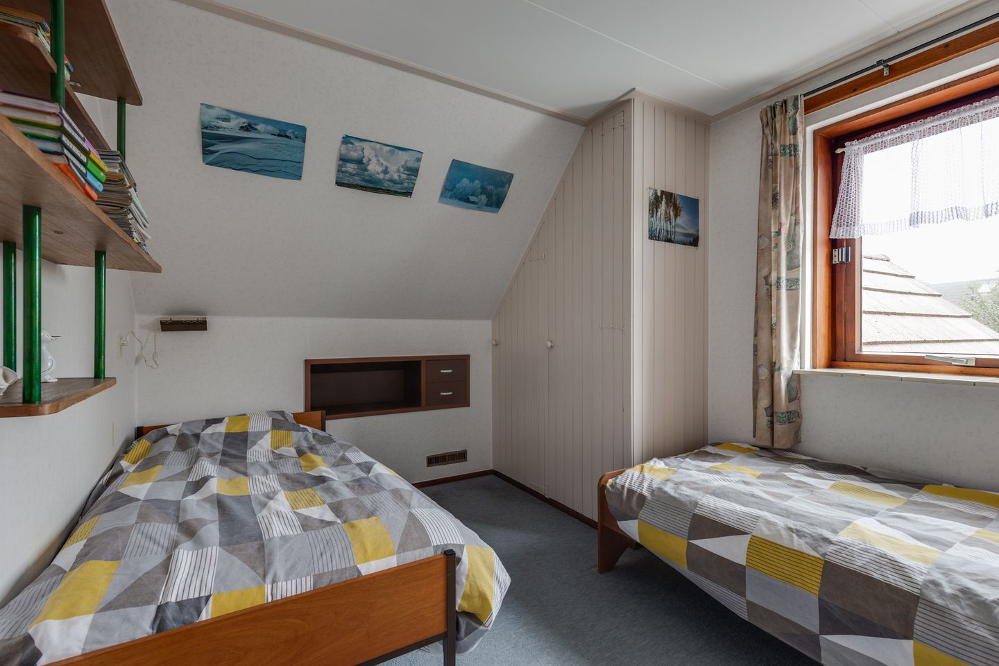 Photo 34 of De Hare 7