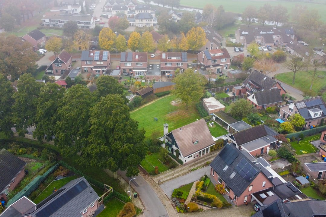 Photo 61 of De Hare 7