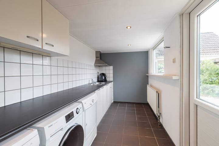 Photo 14 of Wigbold van Ewsumstraat 41