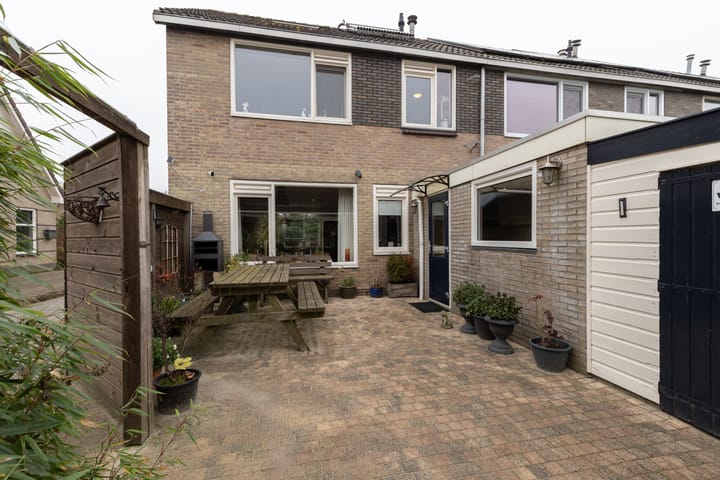 Photo 21 of Wigbold van Ewsumstraat 41