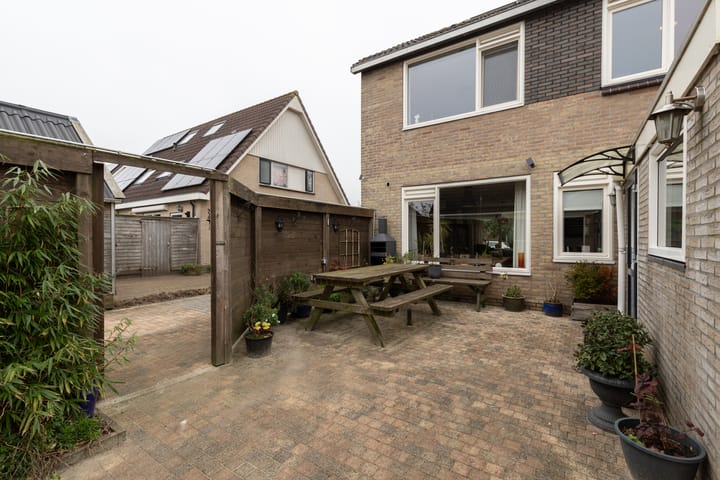 Photo 25 of Wigbold van Ewsumstraat 41