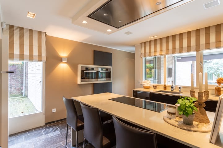 Foto 21 van Oude Torenstraat 8