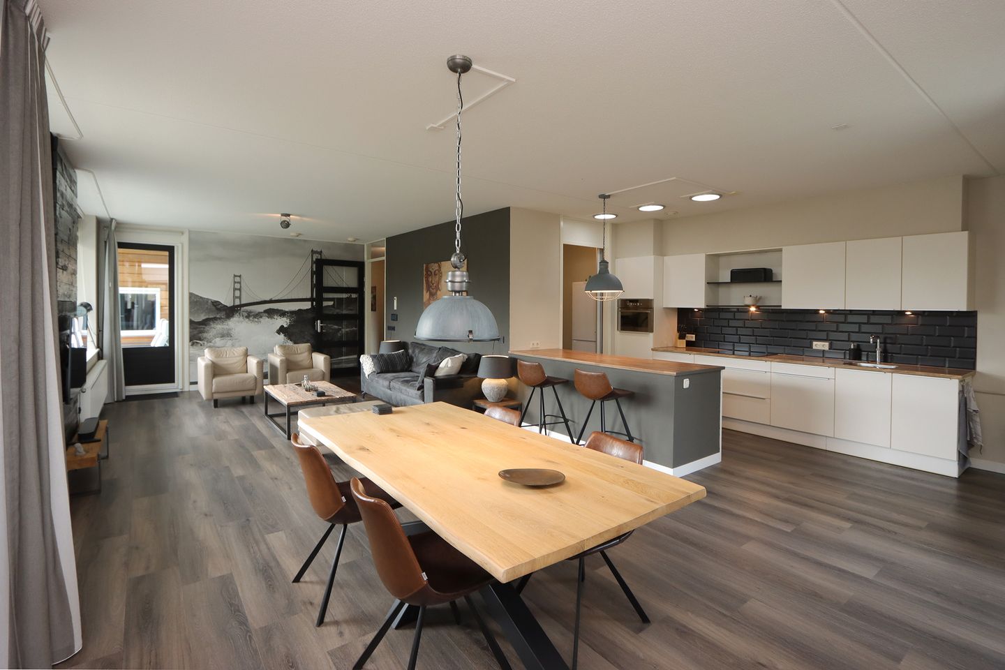 Foto 1 van De Stag 118