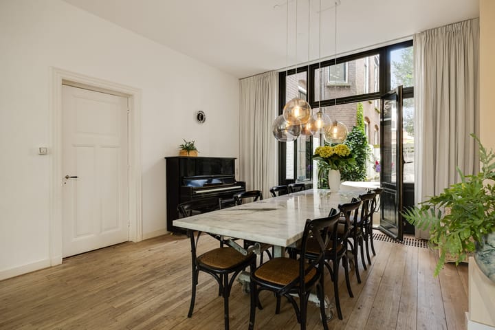 Foto 4 van van der Does de Willeboissingel 55