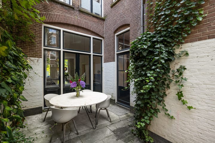 Foto 16 van van der Does de Willeboissingel 55