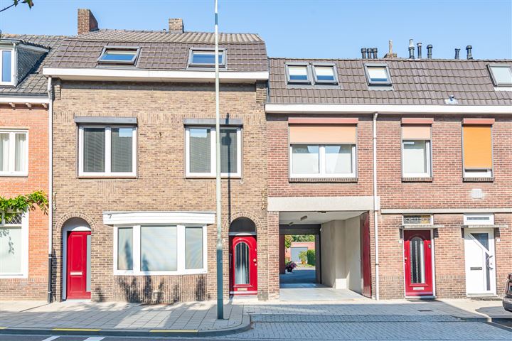 Beekhoverstraat 5, Geleen