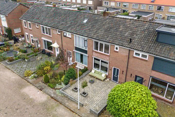 Foto 2 van van Brandenburgstraat 5