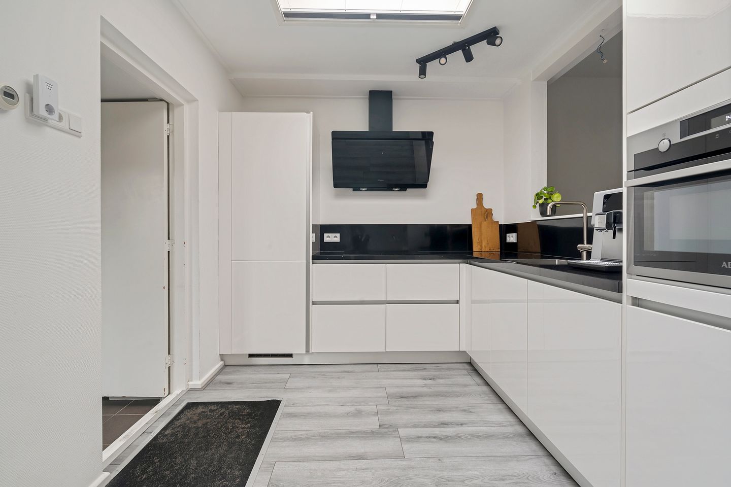 Foto 14 van van Brandenburgstraat 5