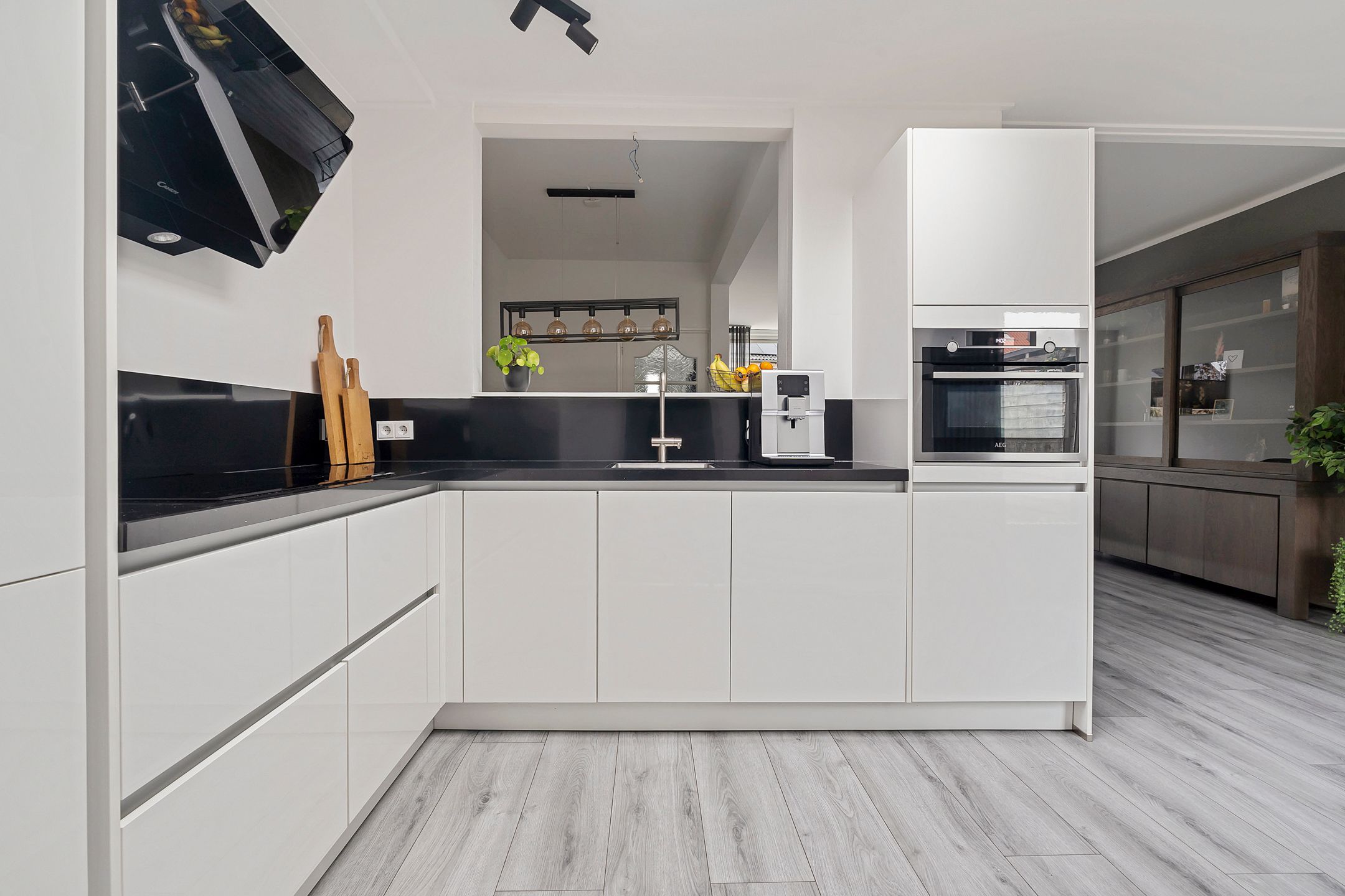 Foto 15 van van Brandenburgstraat 5