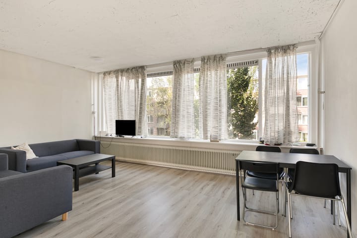 Foto 10 van Leeuwerikstraat 19