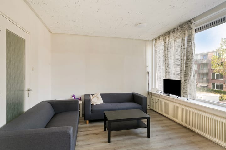 Foto 11 van Leeuwerikstraat 19