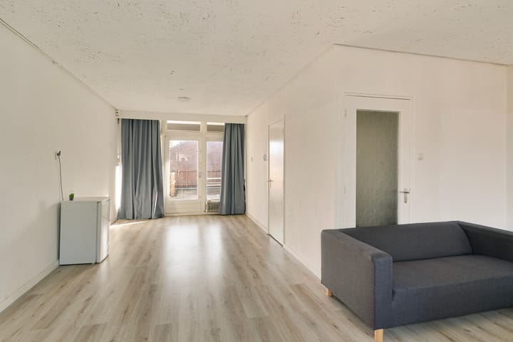 Foto 12 van Leeuwerikstraat 19