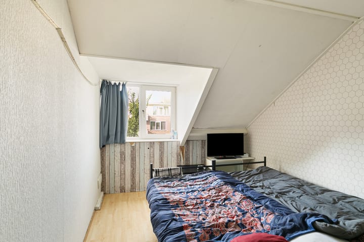 Foto 23 van Leeuwerikstraat 19