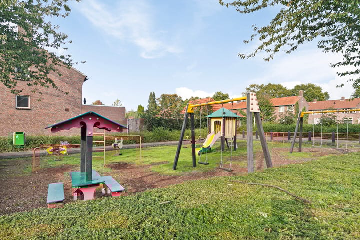 Foto 27 van Leeuwerikstraat 19