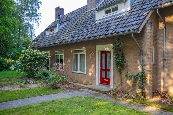 Foto 5 van Generaal Urquhartlaan 12