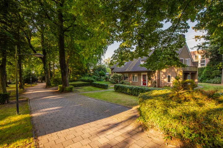 Foto 29 van Generaal Urquhartlaan 12