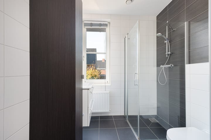 Photo 23 of Hendrik van Hamontstraat 20