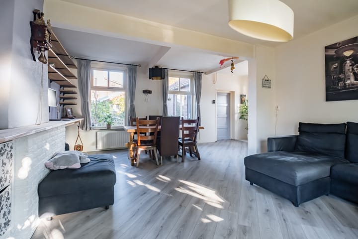 Photo 3 of Van den Elsenstraat 25