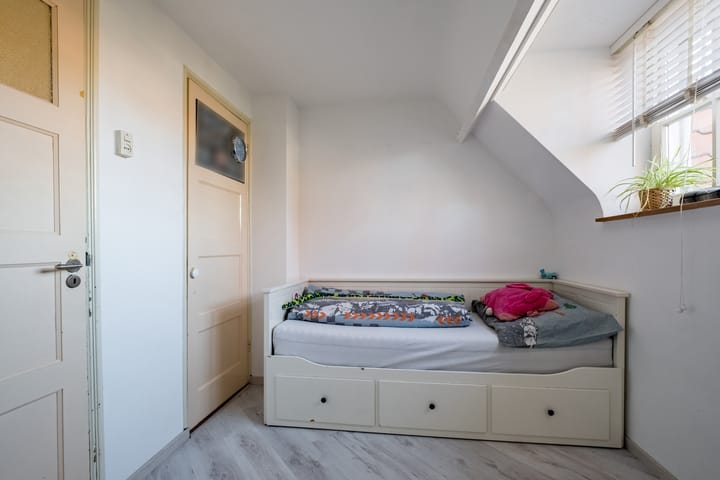 Photo 11 of Van den Elsenstraat 25