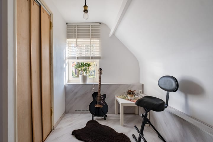 Photo 12 of Van den Elsenstraat 25