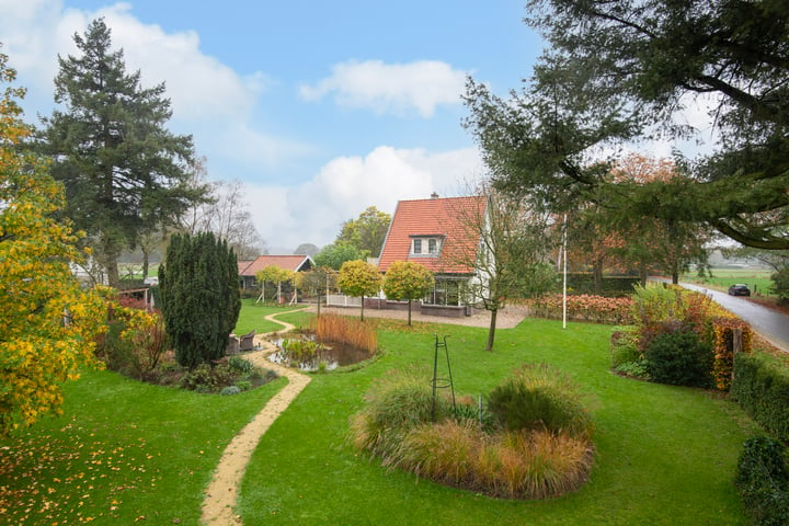 View photo 30 of Hessenweg 1