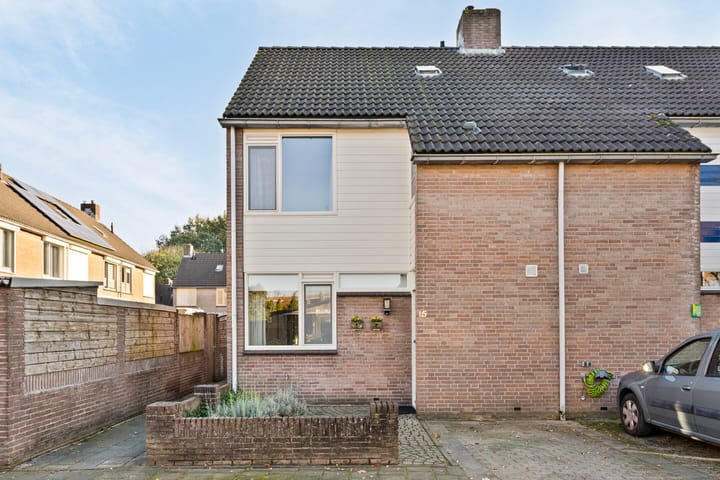 Foto 38 van Kiezel 15