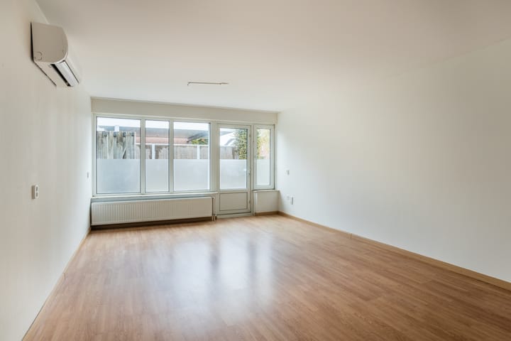 Foto 7 van Linnenwever 23