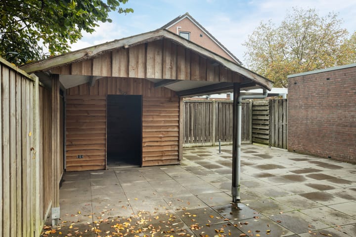 Foto 32 van Linnenwever 23