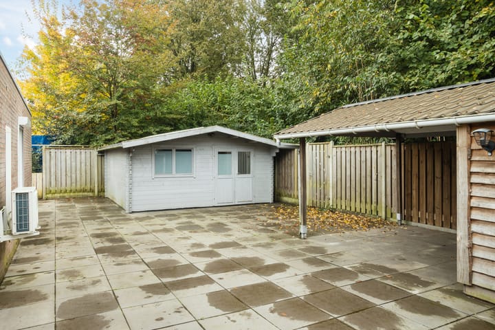 Foto 33 van Linnenwever 23