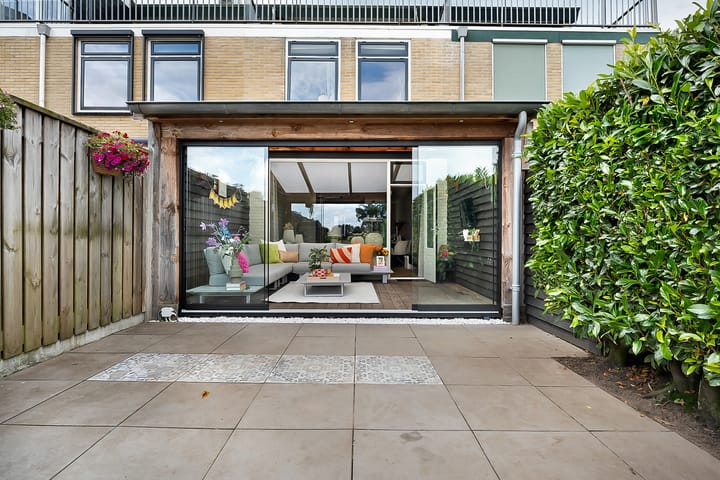 Foto 32 van Saturnusstraat 48