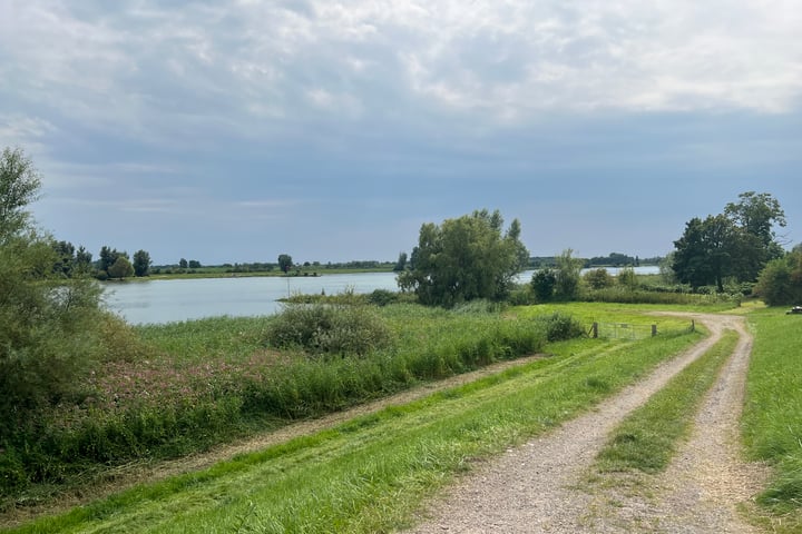 Bekijk foto 53 van Lekdijk oost 11