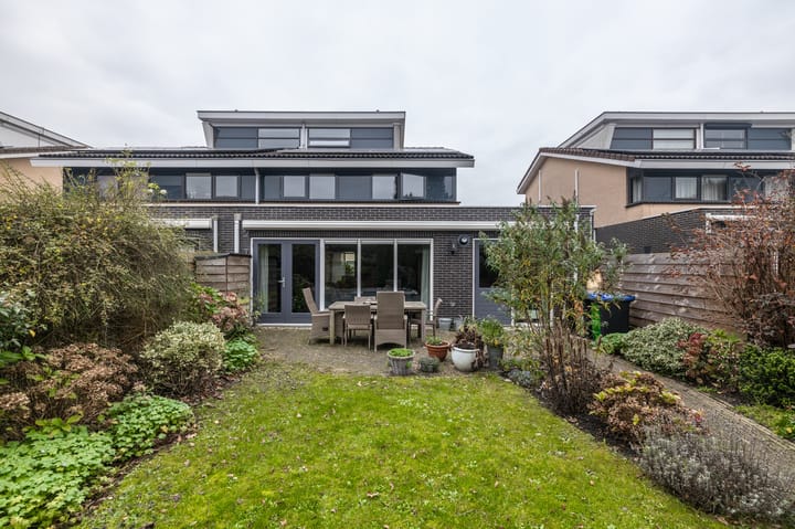 Photo 28 of van Goghlaan 56